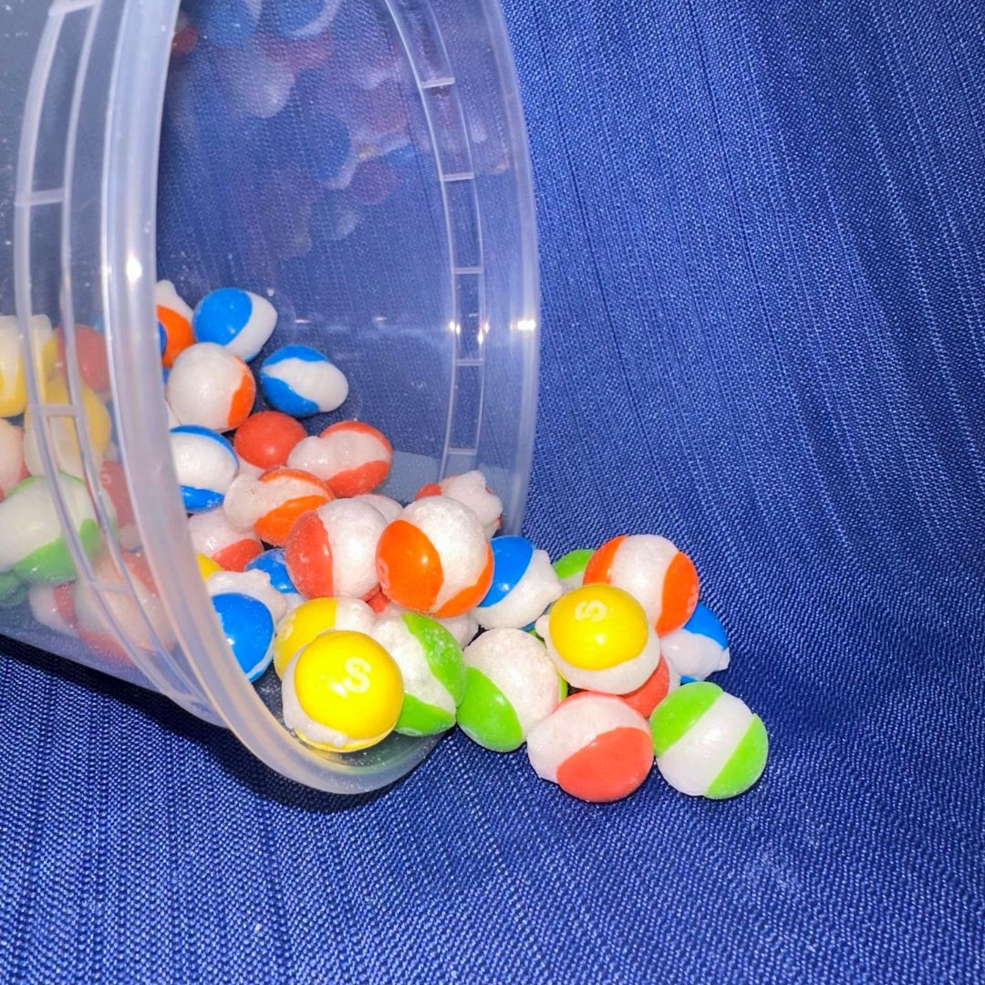 Bonbons Lyophilisés CrunchPop - Skit-o-Pop tropical (Skittles lyophilisés) 145g